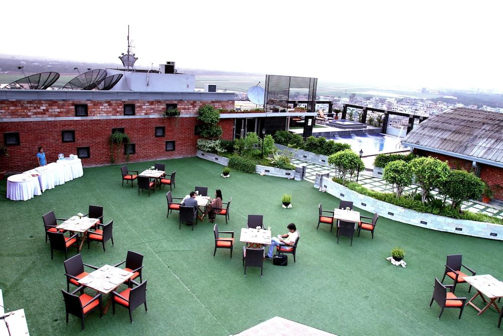 Dhaka Regency Hotel & Resort Limited Exteriör bild