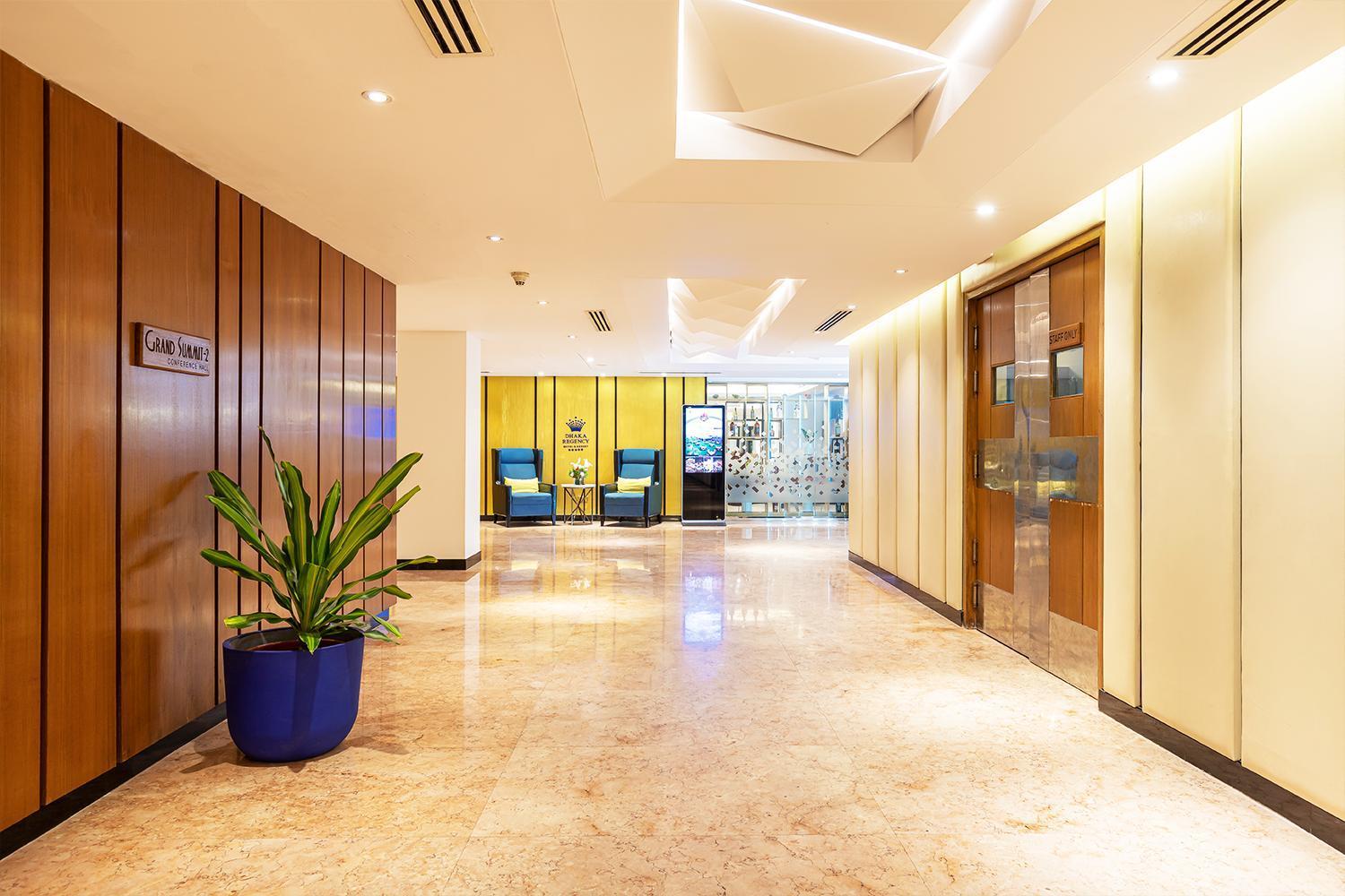 Dhaka Regency Hotel & Resort Limited Exteriör bild